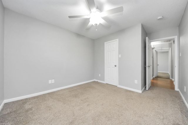 1324 S Johnson Street, Alvin, TX 77511