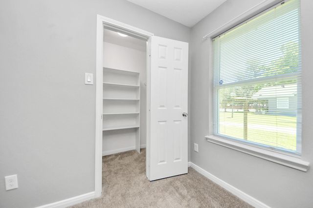 1324 S Johnson Street, Alvin, TX 77511