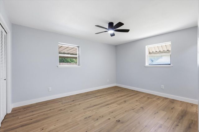 2202 E Mitchell Street, Arlington, TX 76010