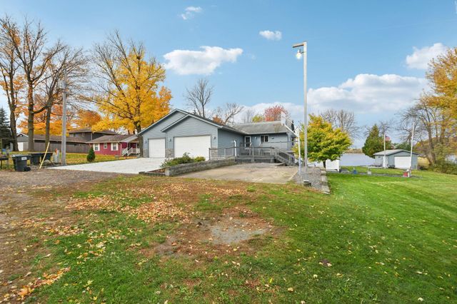 44080 Maple Lane, Harris, MN 55032