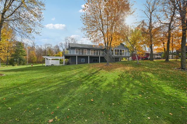 44080 Maple Lane, Harris, MN 55032