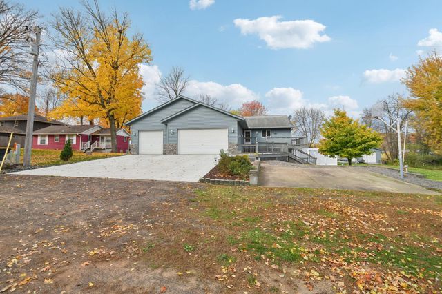 44080 Maple Lane, Harris, MN 55032