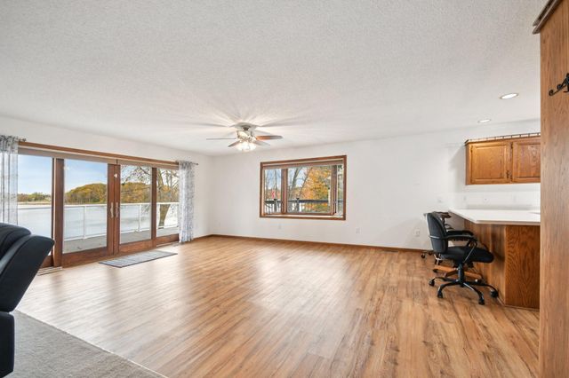 44080 Maple Lane, Harris, MN 55032