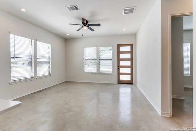 146 Porter St Unit 201, San Antonio, TX 78210