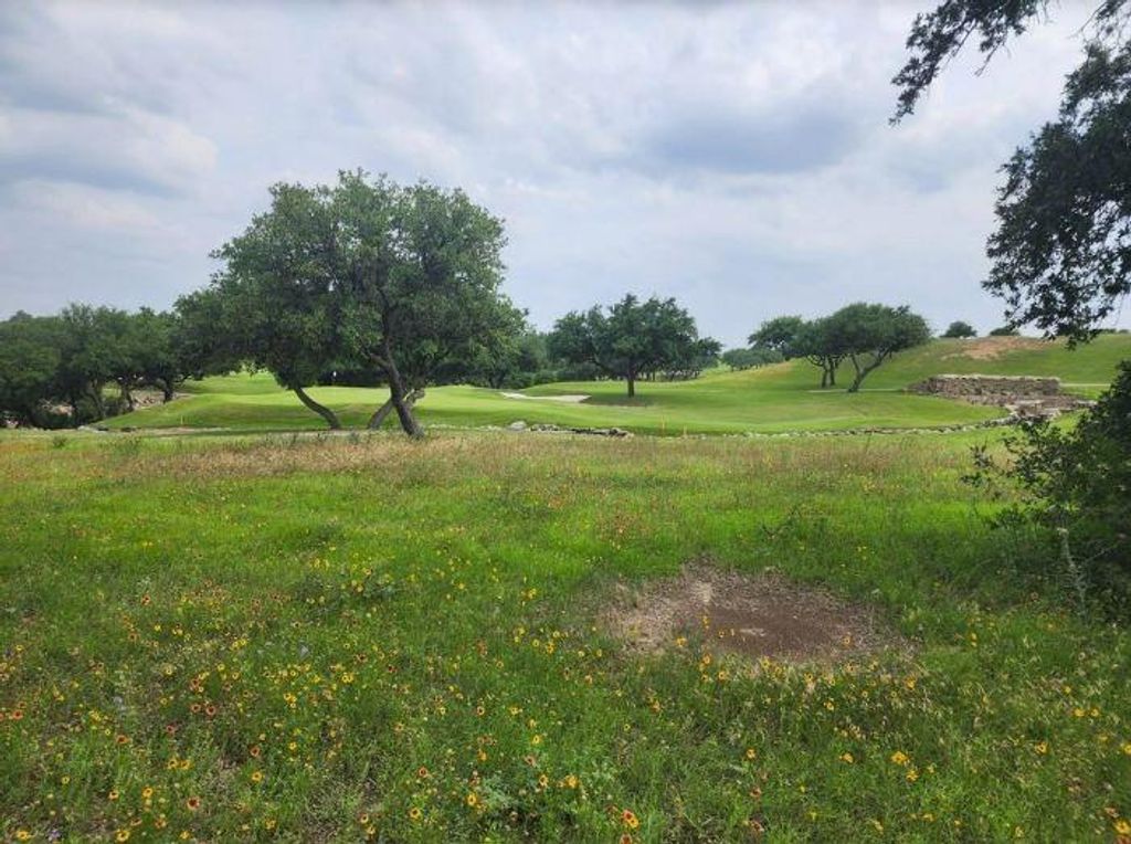 3401 Kahala Sunset DR, Spicewood, TX 78669