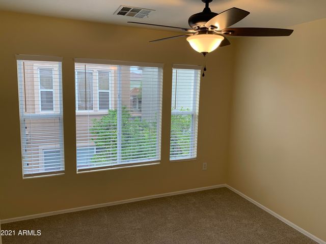 3040 W Cavalry Drive, Phoenix, AZ 85086