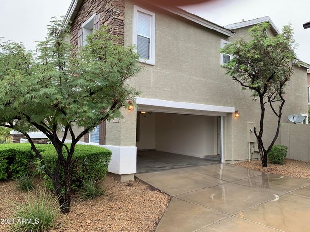 3040 W Cavalry Drive, Phoenix, AZ 85086