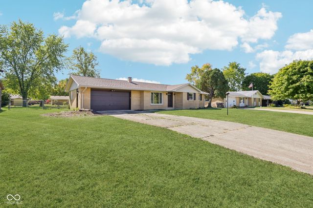 311 Fall Creek Drive, Anderson, IN 46013