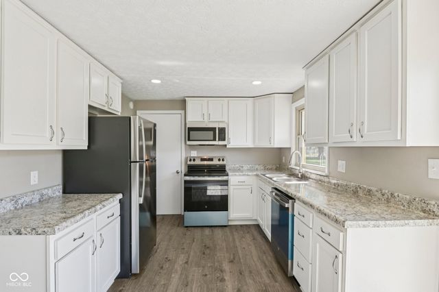 311 Fall Creek Drive, Anderson, IN 46013