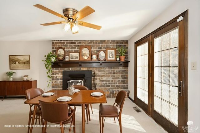 320 Twykingham Place, Manhattan, KS 66503