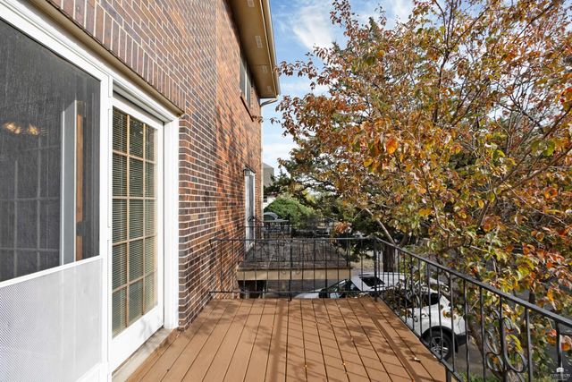 320 Twykingham Place, Manhattan, KS 66503