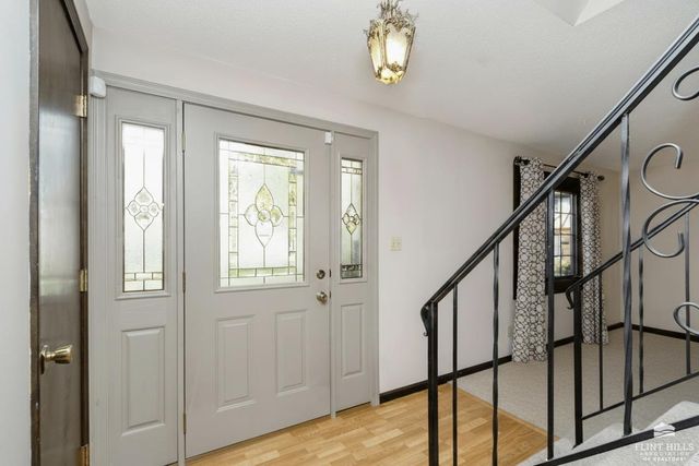 320 Twykingham Place, Manhattan, KS 66503