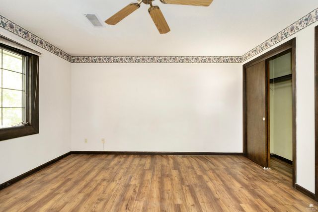 320 Twykingham Place, Manhattan, KS 66503