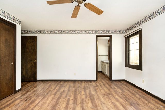 320 Twykingham Place, Manhattan, KS 66503