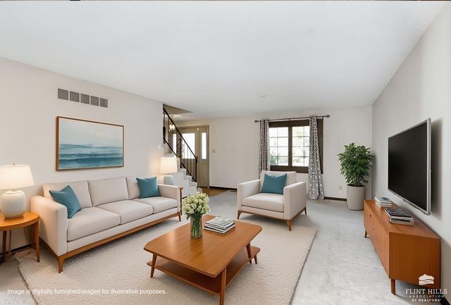 320 Twykingham Place, Manhattan, KS 66503