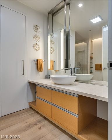 3722 Las Vegas Boulevard 1810, Las Vegas, NV 89158