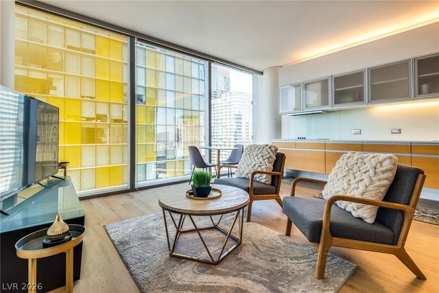 3722 Las Vegas Boulevard 1810, Las Vegas, NV 89158