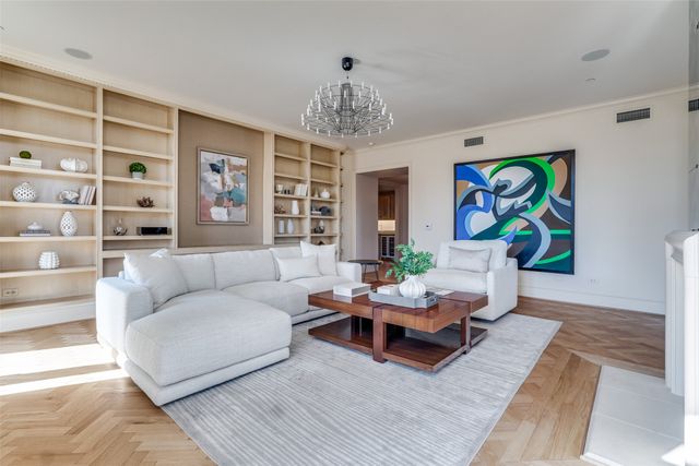 3505 Turtle Creek Boulevard 2A, Dallas, TX 75219