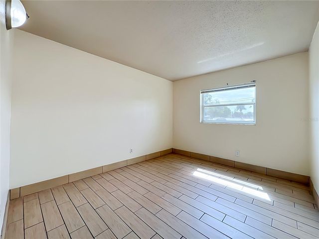 5885 DAHLIA DRIVE 103, Orlando, FL 32807