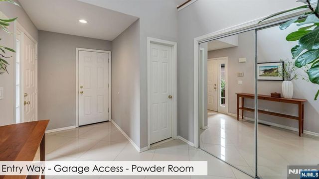 201 Van Winkle Lane, Mahwah, NJ 07430