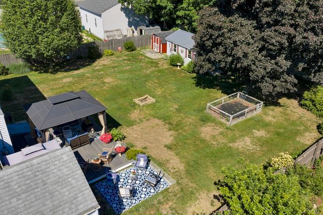 3 Salem St, Palmer, MA 01069
