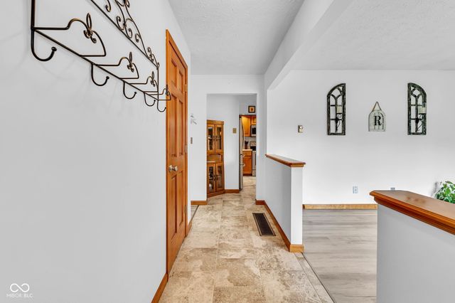 40 Circle Drive, Monrovia, IN 46157