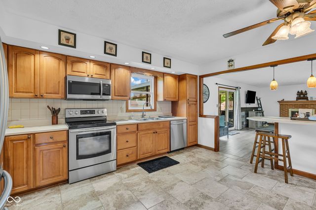 40 Circle Drive, Monrovia, IN 46157