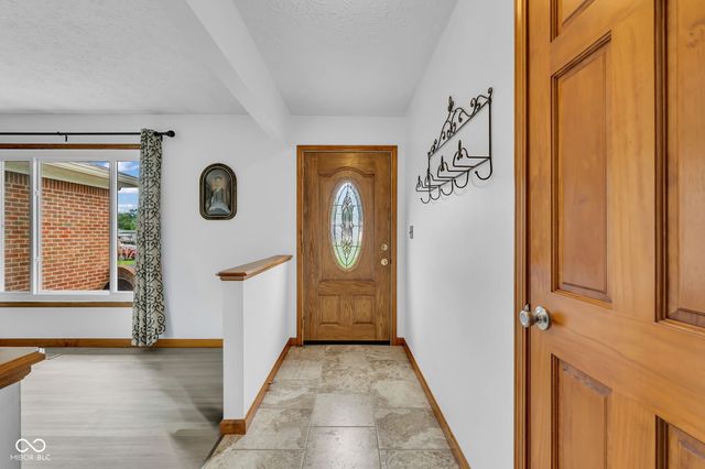 40 Circle Drive, Monrovia, IN 46157