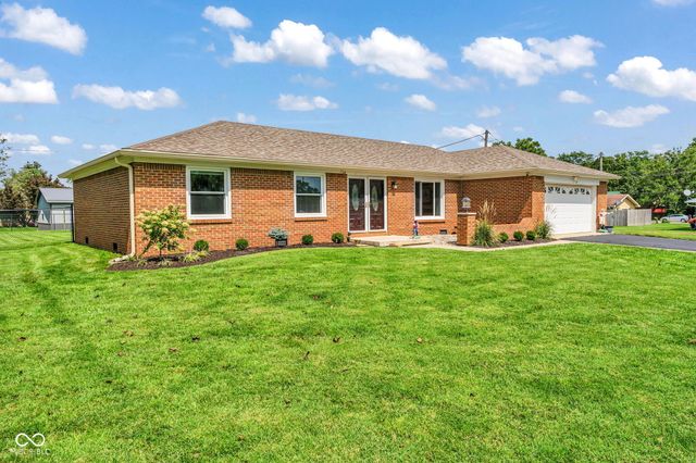 40 Circle Drive, Monrovia, IN 46157