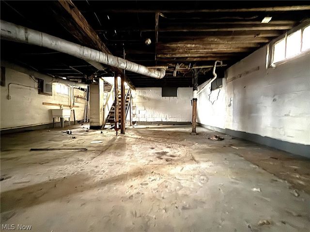 4115 E 146th Street, Cleveland, OH 44128