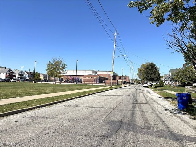 4115 E 146th Street, Cleveland, OH 44128