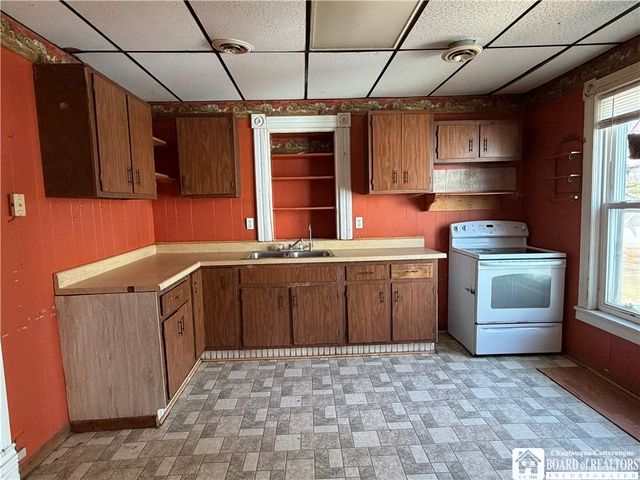 196 South Main Street, Jamestown, NY 14701