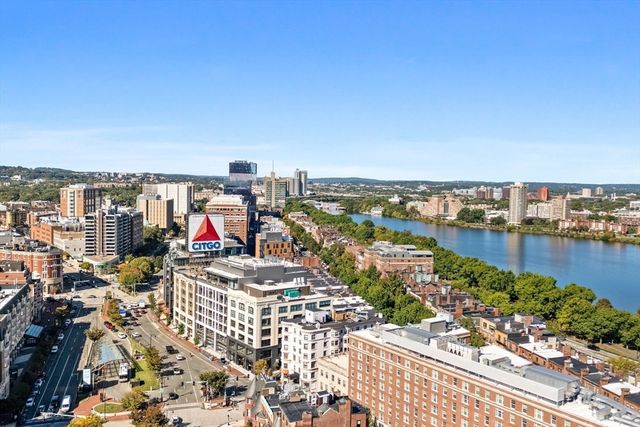 466 Commonwealth Ave 305, Boston, MA 02215