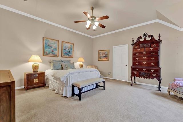 13610 Popes Creek Lane, Houston, TX 77044