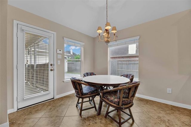 13610 Popes Creek Lane, Houston, TX 77044