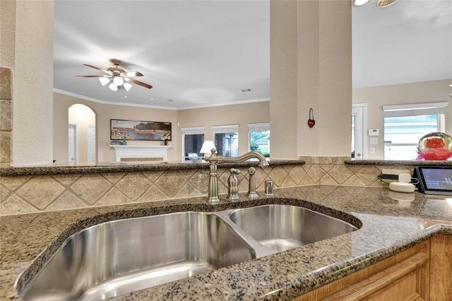 13610 Popes Creek Lane, Houston, TX 77044