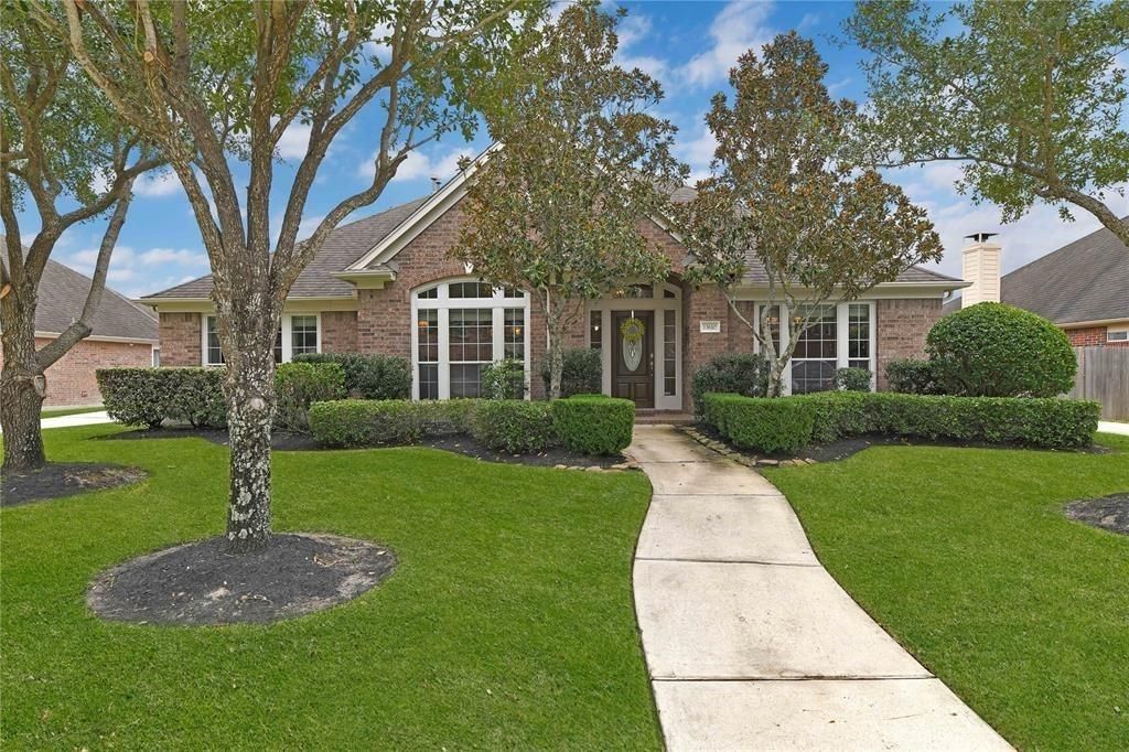 13610 Popes Creek Lane, Houston, TX 77044