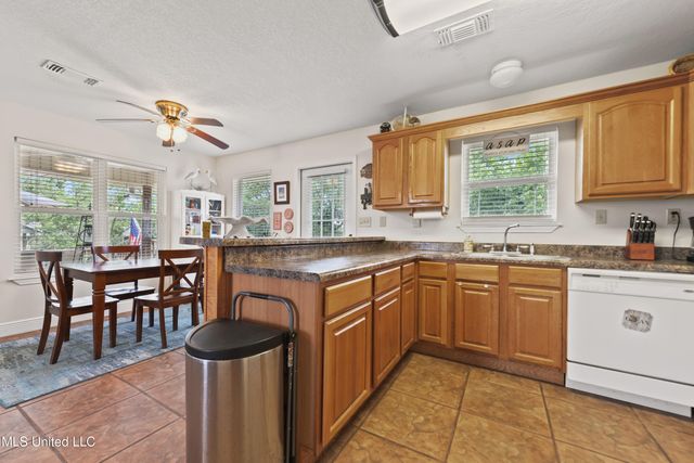 11334 Texas Street, Bay Saint Louis, MS 39520