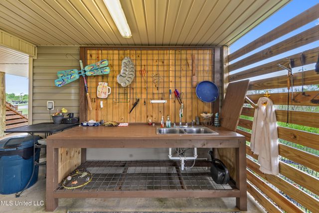 11334 Texas Street, Bay Saint Louis, MS 39520