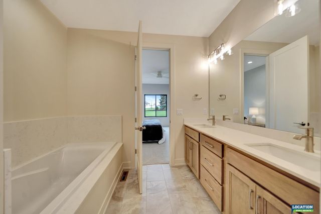 8711 Labrador Court, Lincoln, NE 68520