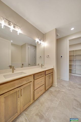 8711 Labrador Court, Lincoln, NE 68520