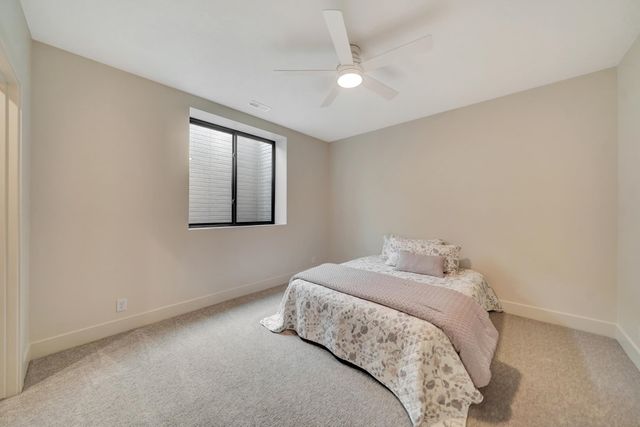 8711 Labrador Court, Lincoln, NE 68520