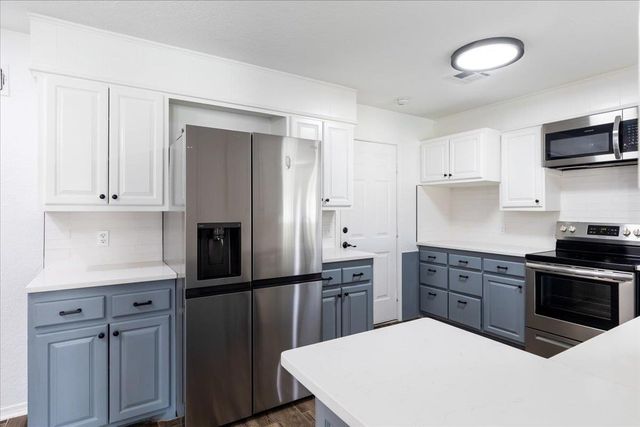 1803 NW 32nd St, Lawton, OK 73505