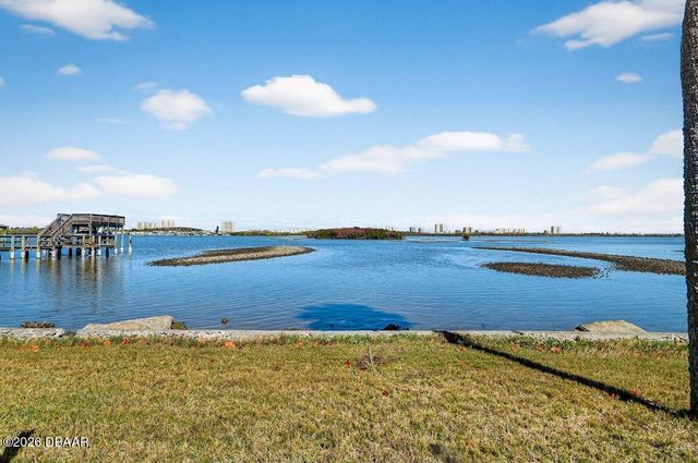 4390 Halifax Drive, Port Orange, FL 32127