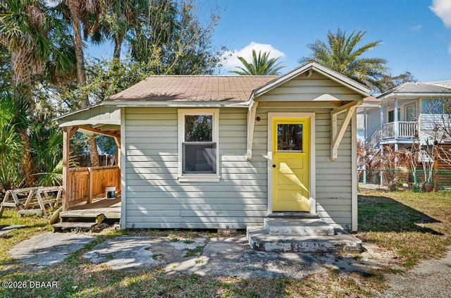 4390 Halifax Drive, Port Orange, FL 32127