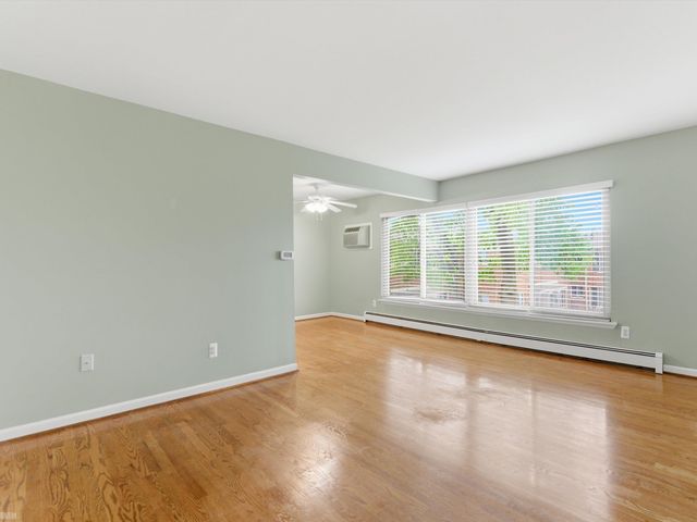 11410 Canal Road 205, Sterling Heights, MI 48314