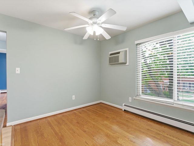 11410 Canal Road 205, Sterling Heights, MI 48314