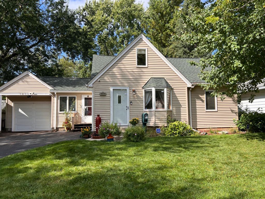 3833 Zane Avenue N, Crystal, MN 55422
