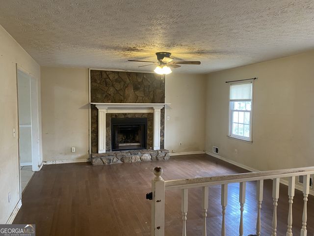 2509 New Mill Court, Acworth, GA 30102