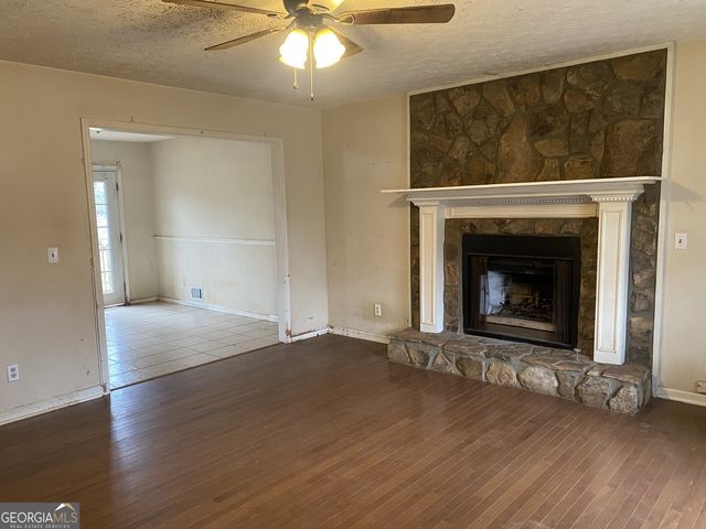 2509 New Mill Court, Acworth, GA 30102